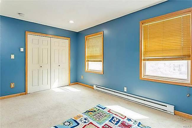 This spacious home in Warwick is a must see is This spacious home in Warwick is a must see is