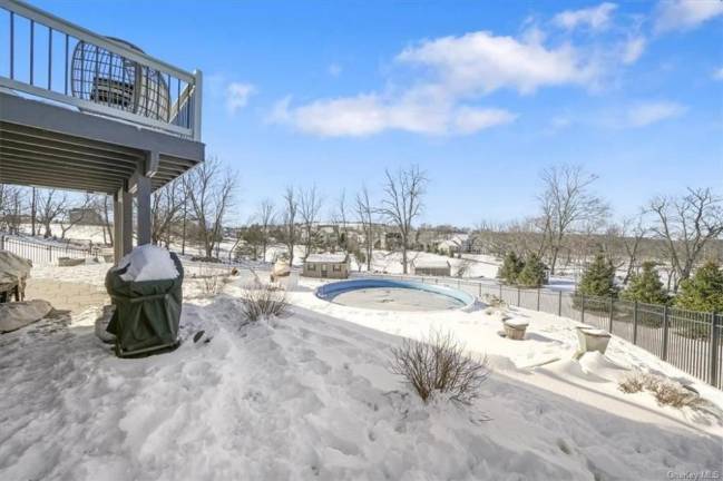 Amazing home with pool and movie theater