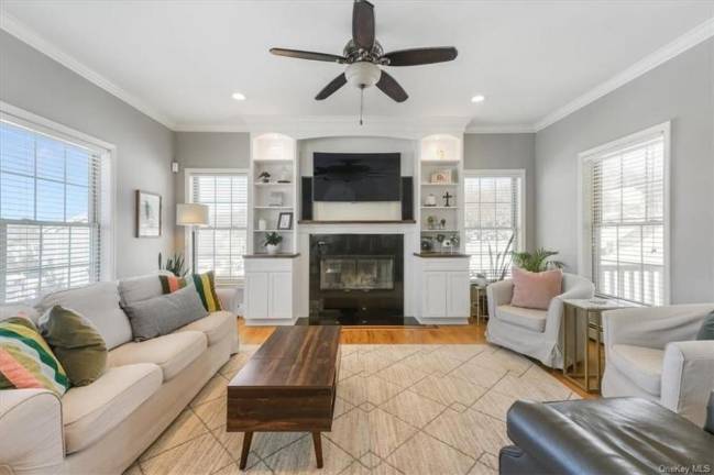 Amazing home with pool and movie theater Amazing home with pool and movie theater