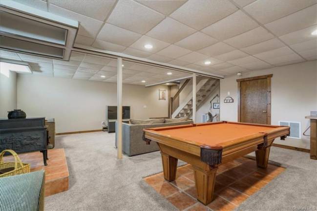 Country comfort plus a great rec room Country comfort plus a great rec room