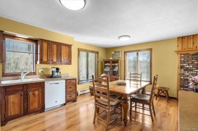 Country comfort plus a great rec room Country comfort plus a great rec room