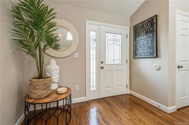 Beautifully maintained, split-level home is move-in ready