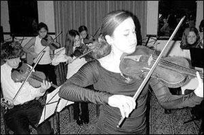 Allegro prepare for holiday with Glen Arden performance Allegro prepare for holiday with Glen Arden performance