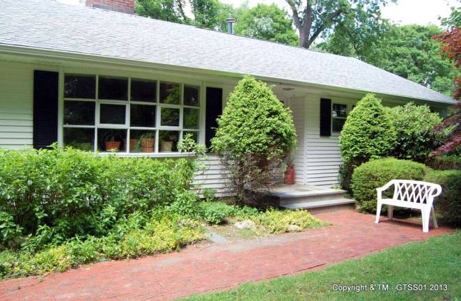 Four bedroom ranch on Kings Highway offers privacy as well as room to grow Four bedroom ranch on Kings Highway offers privacy as well as room to grow