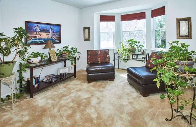 Meticulously maintained and well-appointed Meticulously maintained and well-appointed