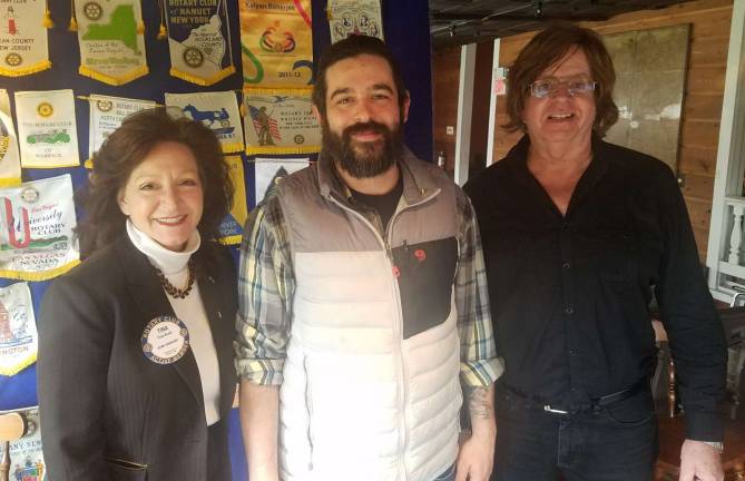 Abramson joins Warwick Rotary Abramson joins Warwick Rotary