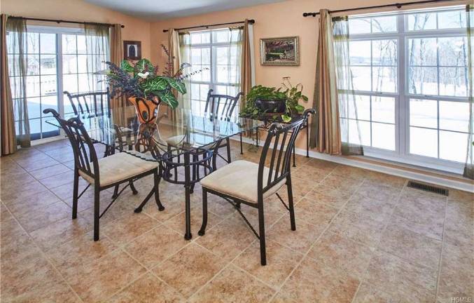 Meticulously maintained and well-appointed Meticulously maintained and well-appointed