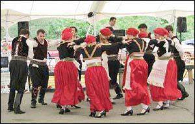 Eat, drink, dance: Greek Fest at Holy Cross Eat, drink, dance: Greek Fest at Holy Cross