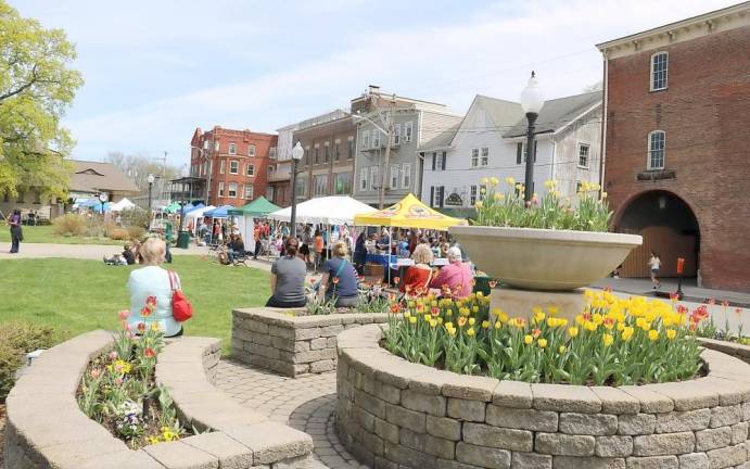 On Saturday, May 5, the Warwick Valley Chamber of Commerce held its 11th Annual Warwick Community Showcase in downtown Warwick.
