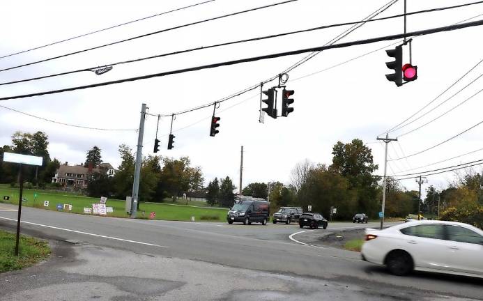 The intersection of Route 94 and County Route 1A in Warwick. Photo by Roger Gavan.