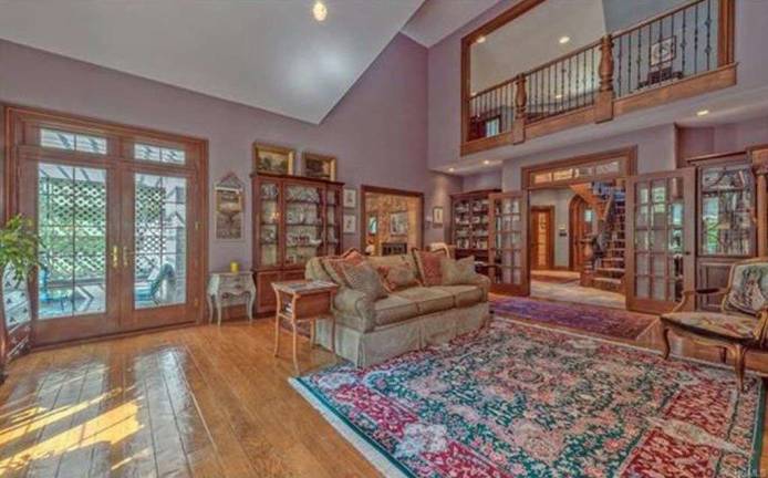 Find your French country home in Warwick Find your French country home in Warwick