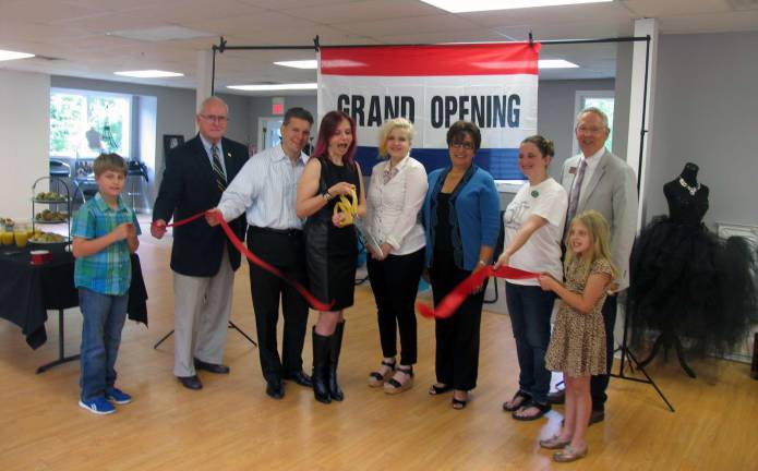 Warwick and Ringwood chambers celebrate Nicolella Photography grand opening Photo by Roger Gavan From left, Nicole Colella-Bagner's son Michael Bagner, 9, Ringwood, N.J., Mayor Walter Davison, Ken Bagner and Nicole Colella-Bagner, studio hairdresser Laura Ileczko, Warwick Valley Chamber of Commerce past President Sherry Bukovcan, Ringwood Chamber of Commerce Recording Secretary Melissa Griegel, Warwick Valley Chamber Executive Director Michael Johndrow and Colella-Bagner's daughter Dionna Bagner, 7.