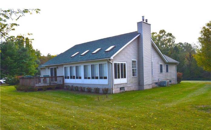 This is a quality built, move-in ready home in excellent condition This is a quality built, move-in ready home in excellent condition