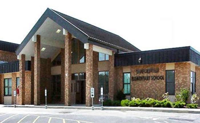 Sanfordville Elementary recognized as national Blue Ribbon School Sanfordville Elementary recognized as national Blue Ribbon School