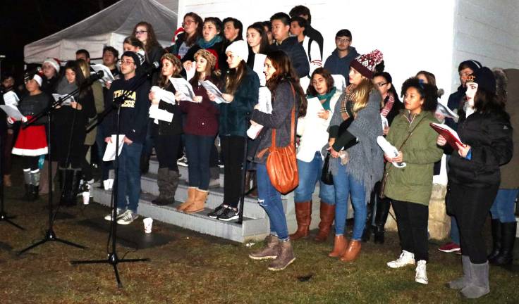 Before the tree lighting, students involved in the Warwick Valley High School Chorus Program treated the audience to a selection of traditional Christmas songs.