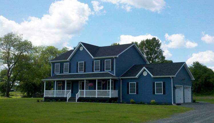 Builder offers $5,000 credit toward closing costs for Indian Estate Ridge properties Builder offers $5,000 credit toward closing costs for Indian Estate Ridge properties