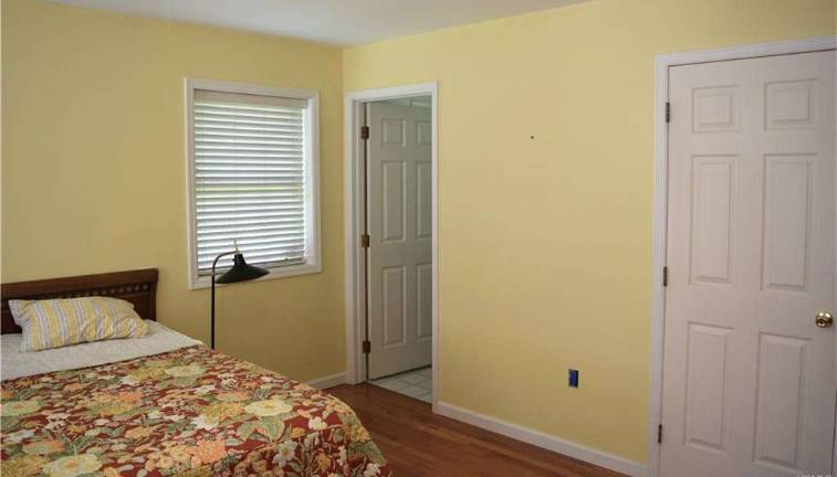 This is a quality built, move-in ready home in excellent condition This is a quality built, move-in ready home in excellent condition