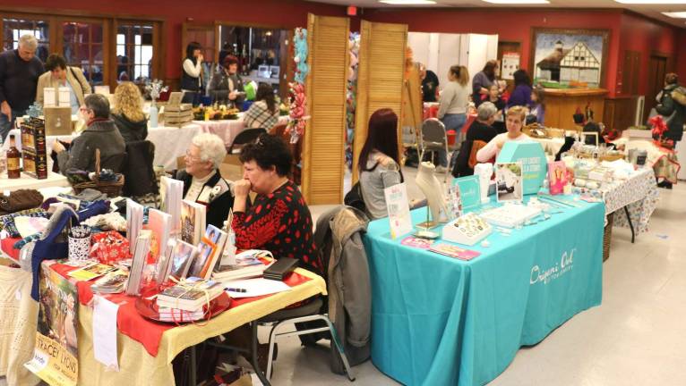 WFD Auxiliary hosts thirteenth annual holiday shopping spree WFD Auxiliary hosts thirteenth annual holiday shopping spree