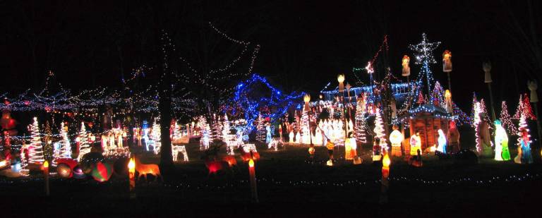 3,000 lights 3,000 lights