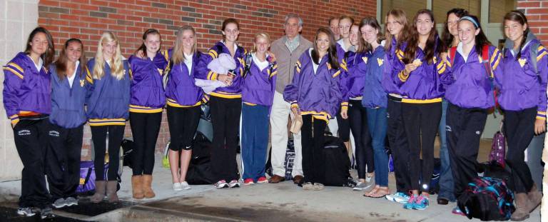 Warwick Valley Cross Country runners compete in Minneapolis invitational Photo provided by Pam Eigo The Warwick Girls Purple Wave gets ready for the Griak Invitational in Minneapolis, Minn.