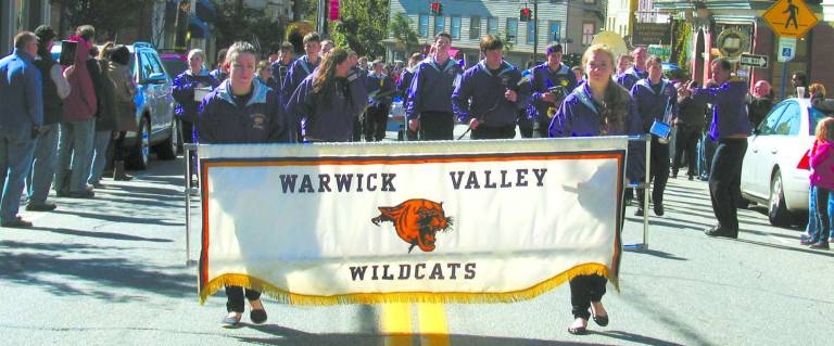 Traditional Homecoming Day Parade down Main Street canceled File photo by Roger Gavan. The weather was picture perfect at last year's Warwick Valley High SchoolþÄôs annual Homecoming Day parade.