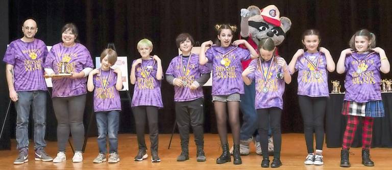 Park Avenue Elementary School's Net Working Division 1 team wins first place. Left to right: Coach Justin Lijoi, Coach Kerin Lijoi, Eammon Byrne, AJ Kobrick, Denis McAteer, Madison Lijoi, Violet Collins, Nina Cirillo and Lila DeGuzman.