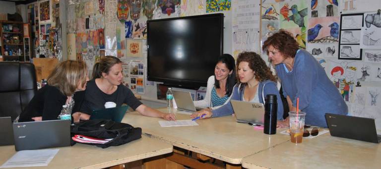 Warwick teachers attend Summer Curriculum Academy Photos provided by Louise Hutchison Some 160 Warwick Valley teachers participated in a three-day “Summer Curriculum Academy” at the Warwick Valley Middle School that provided the faculty members a chance to create curriculum maps and develop performance tasks.