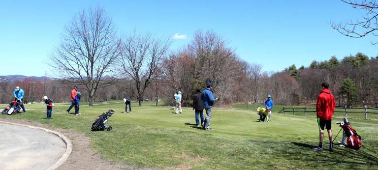 Hickory Hill Golf Course hosts US Kids Golf Tour Depending on their age, golfers played nine or 18 holes with varying distance.