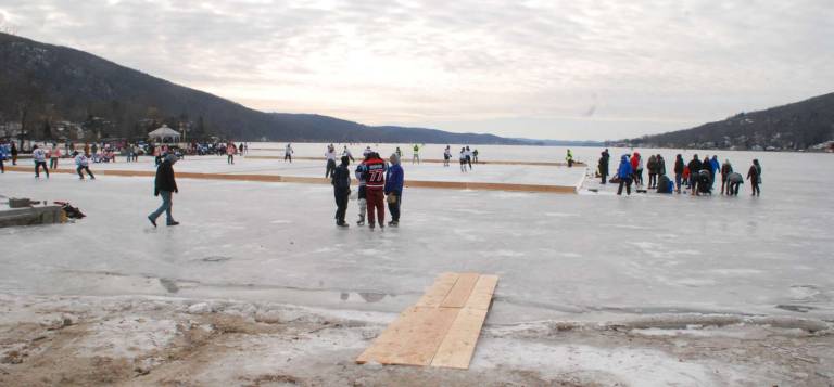 Greenwood Lake hosts outdoor hockey tournament Photos by Ed BaileyThe Greenwood Lake Winter Classic attracted 24 teams from the tri-state area.