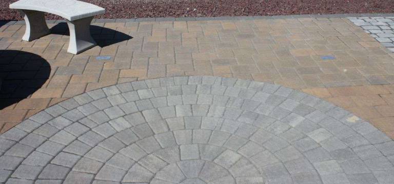 Five Simple Ways to Totally Transform Your Backyard Pavers
