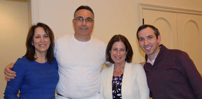 Another Successful “Big Nosh” foodie event from the Jewish Federation Photos by Gail Conklin Nearly 100 people attended the Jewish Federation's Big Nosh event on Jan. 7th at Congregation Eitz Chaim in Monroe. Pictured here are Federation President Leslie Green, Allan Abbad, federation executive director Suzanne Leon and Rabbi Philip Weintraub of Congregation Agudas Israel in Newburgh.