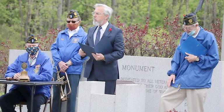 Warwick Mayor Michael Newhard was the guest speaker during the ceremonies.