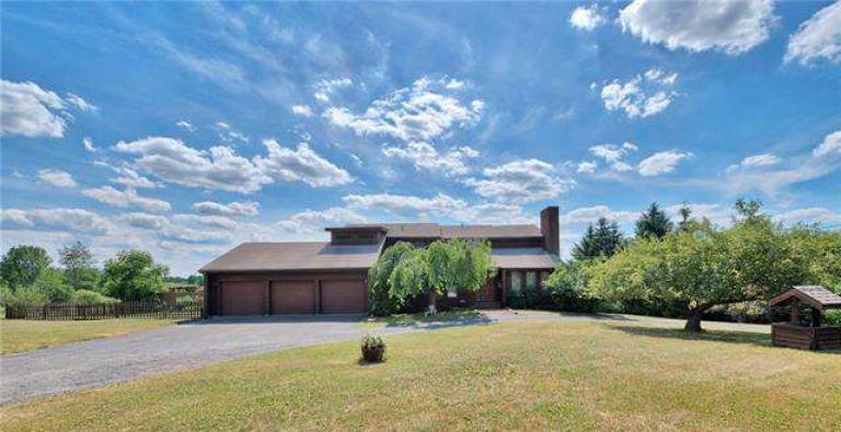 Exceptional location, exceptional home Exceptional location, exceptional home