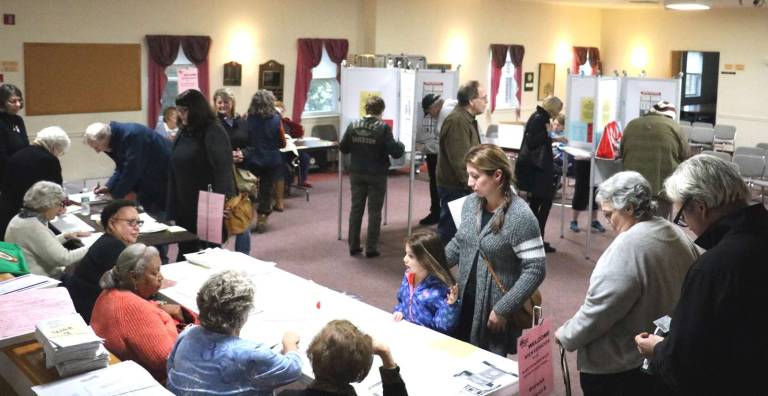 Election results Photo by Roger Gavan There was an unusually heavy turnout this year for a mid-term election at the Warwick Town Hall on Tuesday, especially in the early morning and at night when the lines extended to the front door entrance.