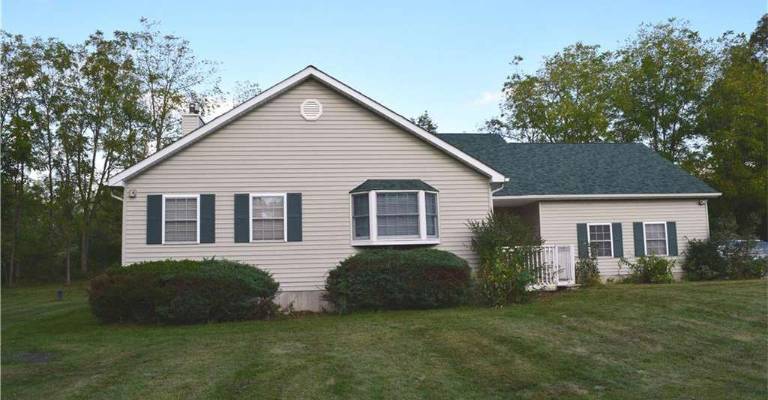 This is a quality built, move-in ready home in excellent condition This is a quality built, move-in ready home in excellent condition