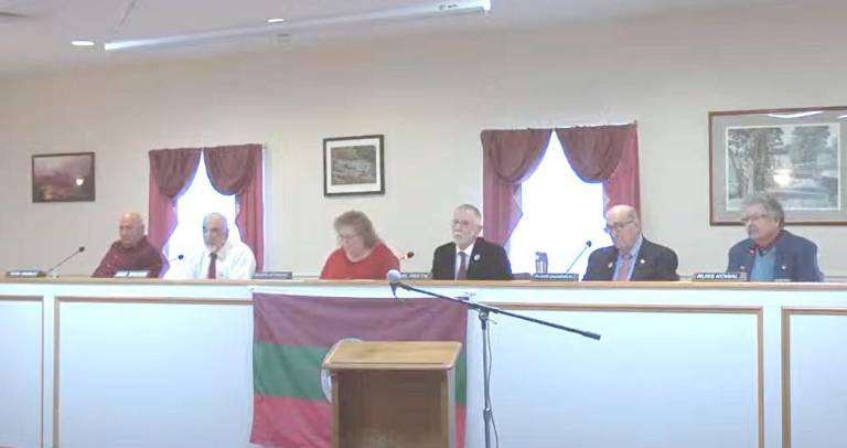 The December 28 Warwick Town Board meeting.