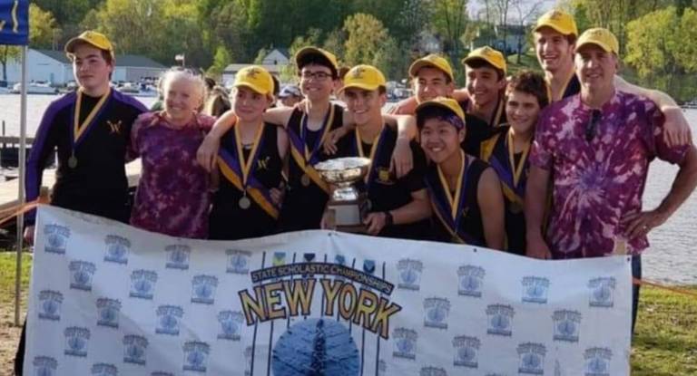 Warwick. Warwick Crew wins gold at states Warwick. Warwick Crew wins gold at states
