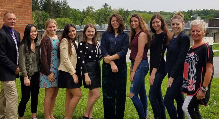 Warwick tennis earns academic team top marks The Girls Varsity Tennis Team was the top academic team at Warwick Valley High School. Pictured here are several members of the team, together with Athletic Director Gregory Sirico and Coach Sue Filingeri.