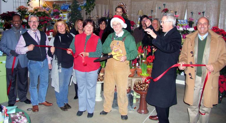 General’s Garden hosts grand opening Photo by Roger Gavan On Dec. 6, Mayor Michael Newhard and members of the Warwick Valley Chamber of Commerce joined owners Deborah and (and Town SUpervisor) Michael Sweeton at the official grand opening of the Generalís Garden Center & Plant Market. The Sweetons are flanked on the left by Cedric Glasper, president of the Warwick Valley Chamber of Commerce, and Newhard and on the right by Chamber Executive Director Michael Johndrow and chamber past President Robert Krahulik (far right).
