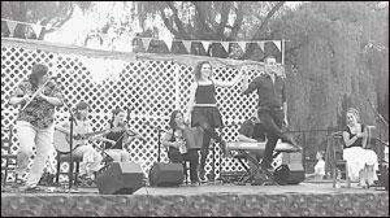 Arts Festival ends with a weekend of live performances Arts Festival ends with a weekend of live performances