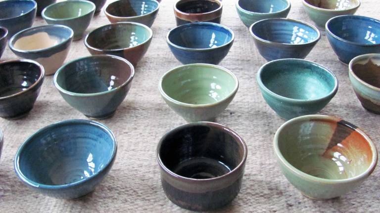 Fighting hunger one bowl at a time At its most basic level, the aim of the Empty Bowls Project is to help feed hungry people one bowl at a time.