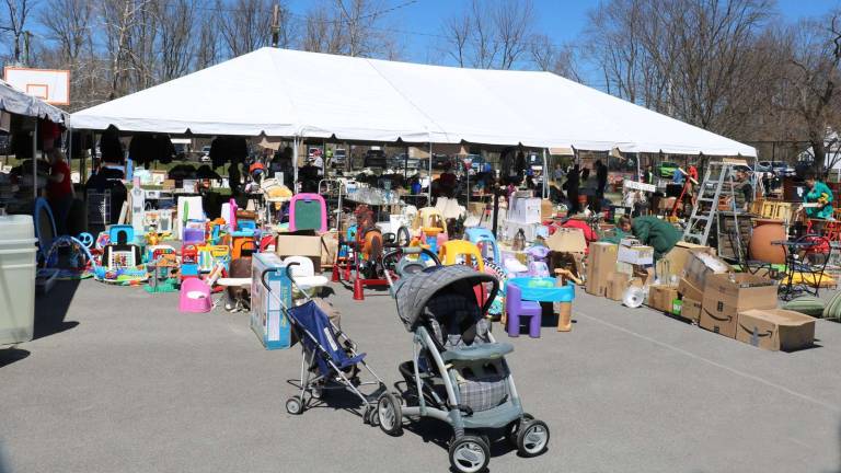 Second annual Too Good to Toss event a huge success Photos by Roger Gavan On Saturday, April 21, everyone was invited to drop off their no longer wanted but too good to junk items that were sitting unused in basements and garages.