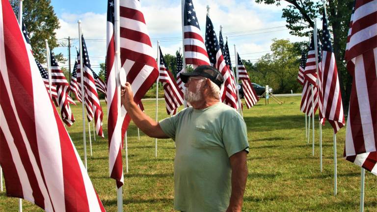 Warwick Valley Rotary Club presents Flags for Heroes display Warwick Valley Rotary Club presents Flags for Heroes display