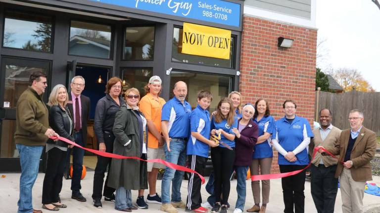 Computer Guy opens new location on Overlook Drive in Warwick Computer Guy opens new location on Overlook Drive in Warwick