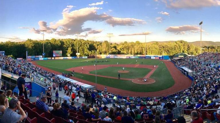 Discounted tickets available for seniors for HV Renegades baseball game on Aug. 25 Discounted tickets available for seniors for HV Renegades baseball game on Aug. 25