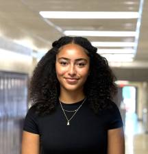 Warwick Valley High School senior Arielle Seid leaves legacy of community building.
