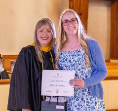 Holly Purta won Keuka College’s 2026 First-Year Field Period Experiential Learner of the Year award, presented by Dr. Carrie Roberts ’02, associate vice president for experiential education and wellness.