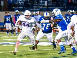 Senior Jake Durie (44) carries the ball against the Middletown Bears. Durie scored an early touchdown in a loss this past weekend. The Wildcats set their sights on Pine Bush on Friday, Oct. 29, in their final home contest of the 2021 football season. Photo by Al Konikowski.