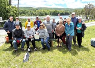 Volunteers who dedicated their time and effort to remove the harmful plants from the northern arm of the lake.