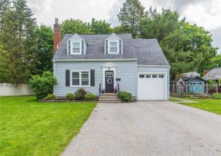 Cozy Cape Cod